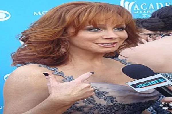 Reba McEntire Will Perform National Anthem At Super Bowl