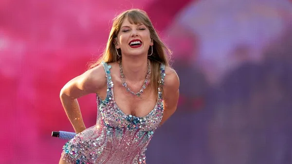 NFL Analyst Tony Dungy Feels Taylor Swift, NFL Disenchanted Football Fans