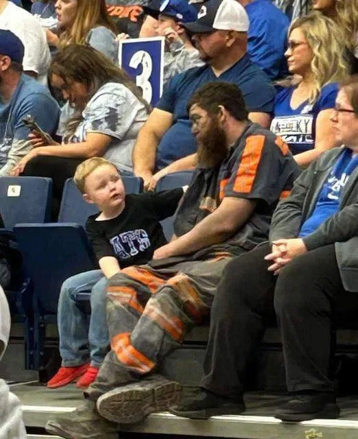 Viral Photo Of Dad At Basketball Game Turns Heads Online