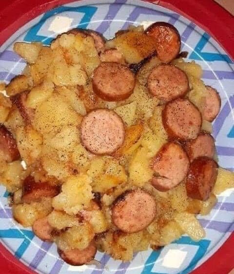 DOES ANYONE HERE ACTUALLY STILL EAT Fried Potatoes Onions And Smoked Polish Sausage