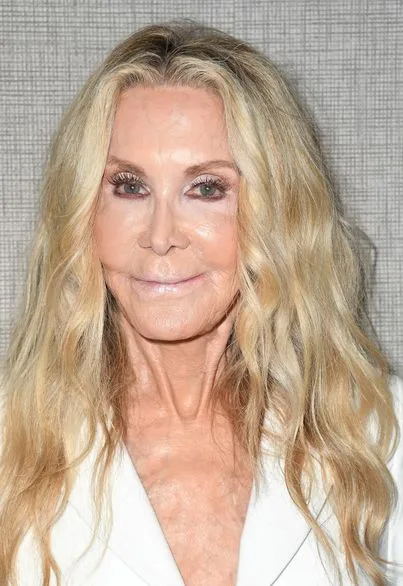 The transformation of Joan Van Ark: From star on ‘Dallas’ and ‘Knots Landing’ to loving mother and wife