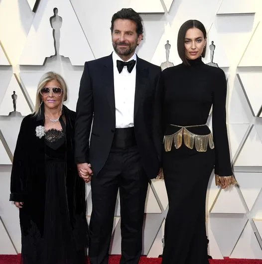 Bradley Cooper harshly mocked for being a “Mama’s boy” after bringing 83-year-old mom to the Oscars