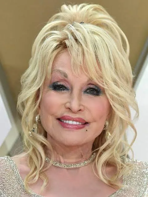 Dolly Parton says she will no longer be touring and instead will spend time at home with her husband￼